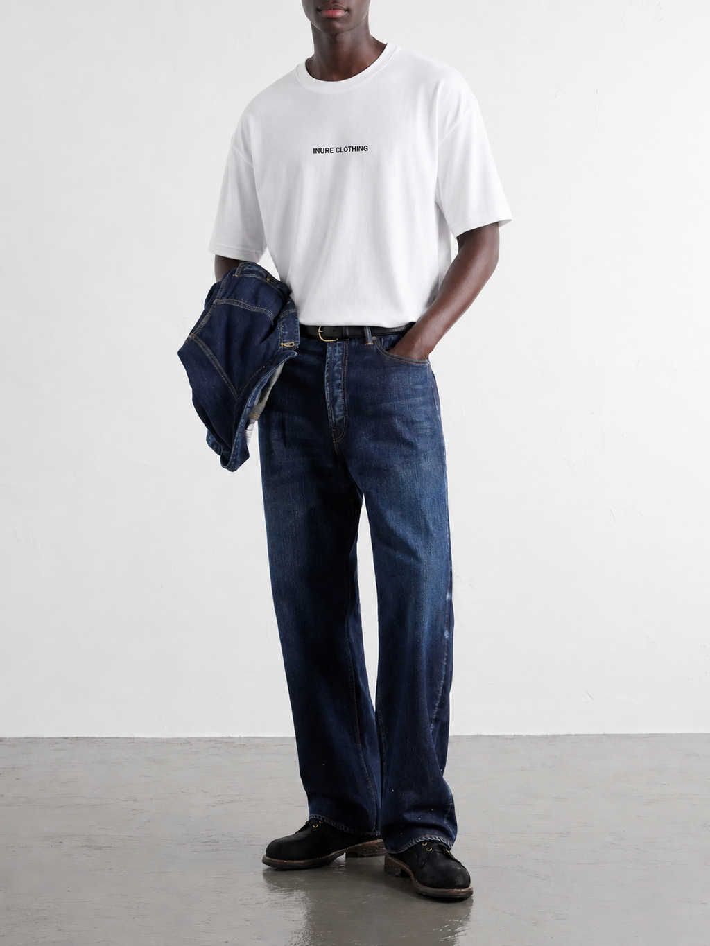 Logo Tee
